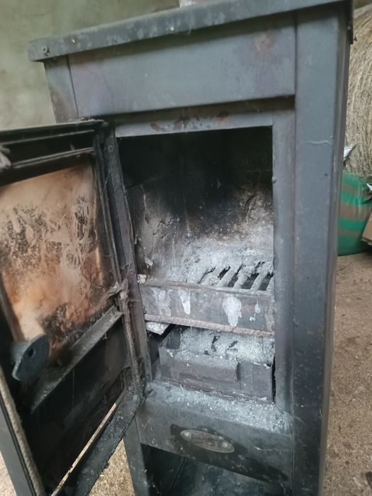 Kominek i rura z kolankiem