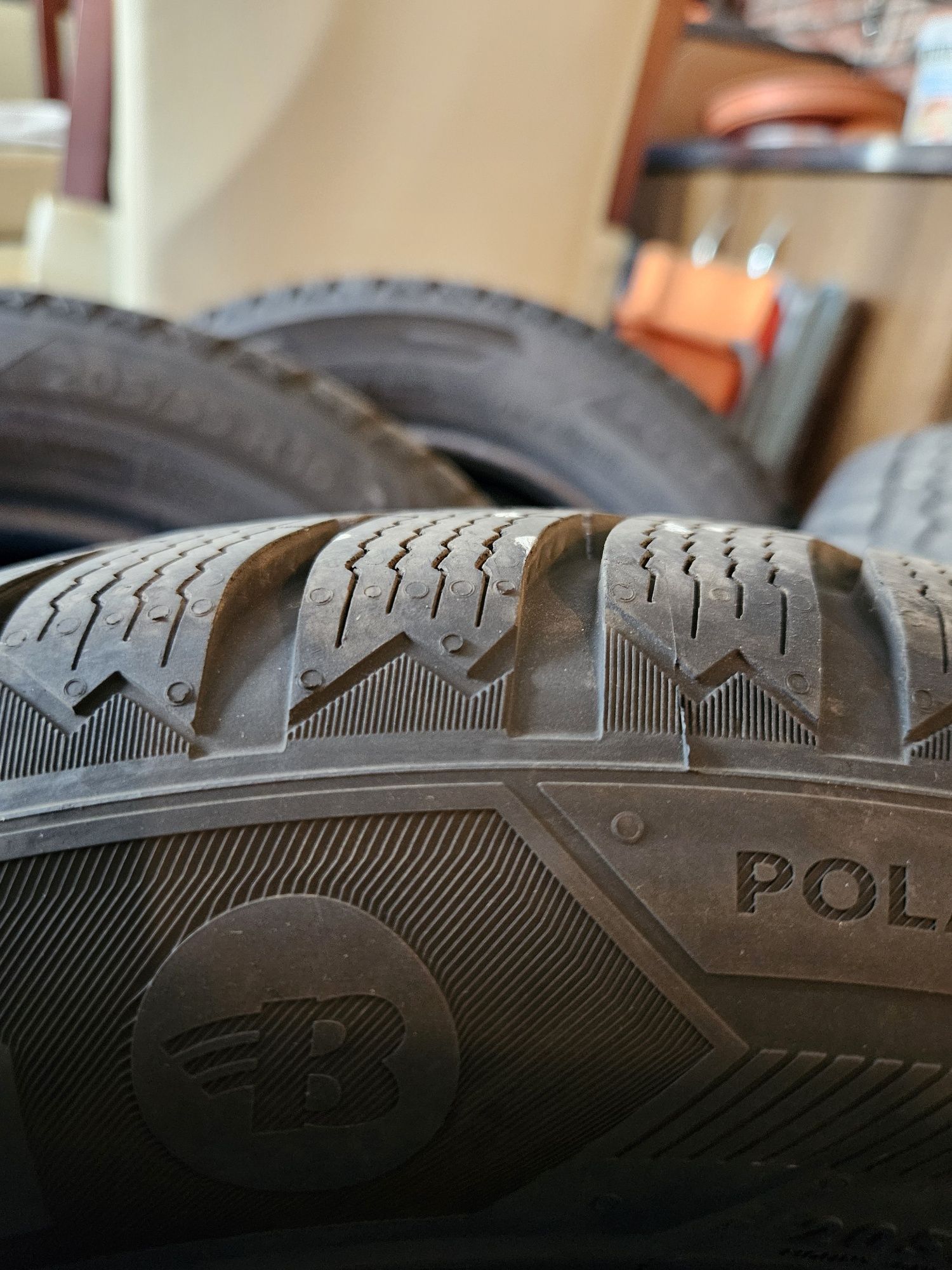 Opony zimowe Barum Polaris 205/55 R16