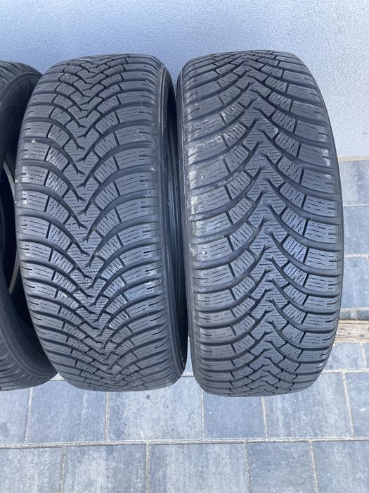 Opony zimowe 205/55/17 Falken