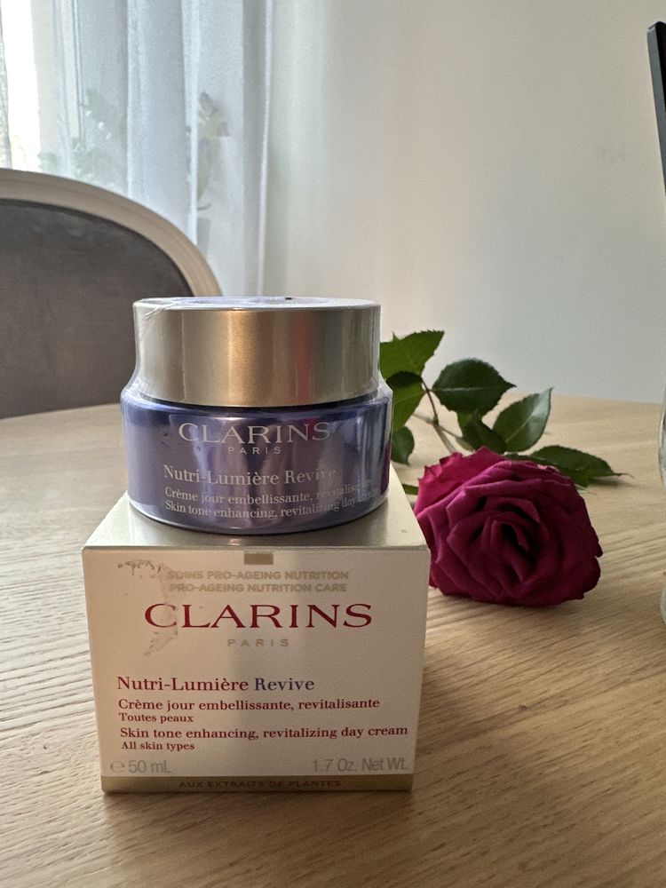 Clarins Nutri-Lumière Revive krem na dzień