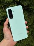Samsung Galaxy A26 zielony – jak nowy, bez rys