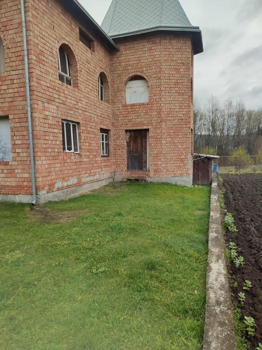 Продаю Дім не добудований