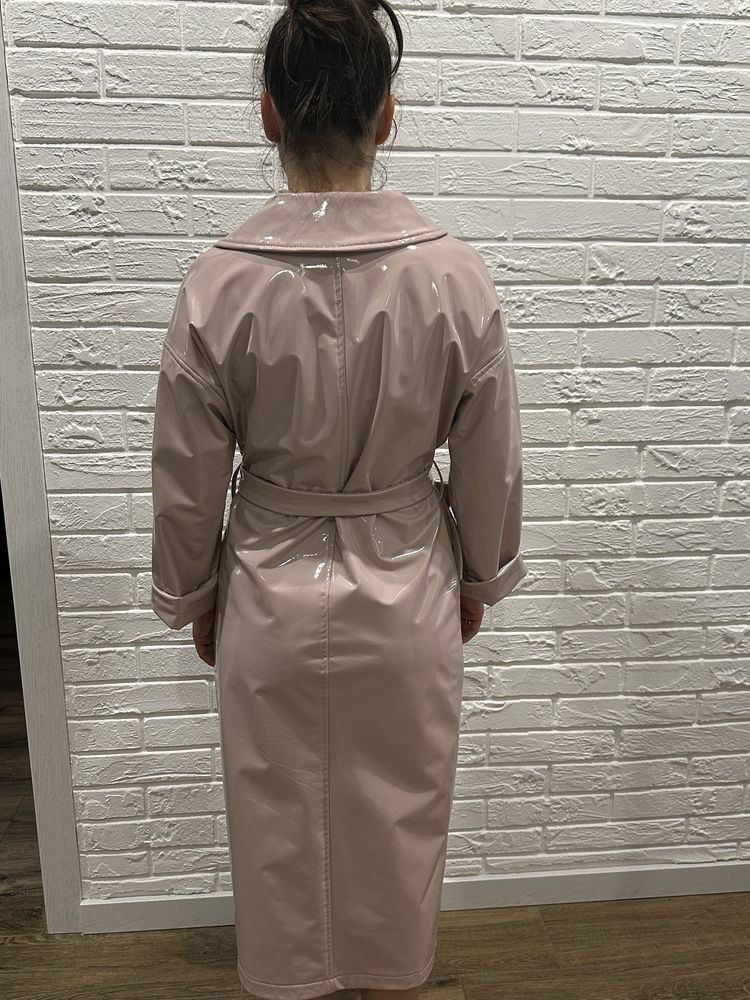 Лакована сукня