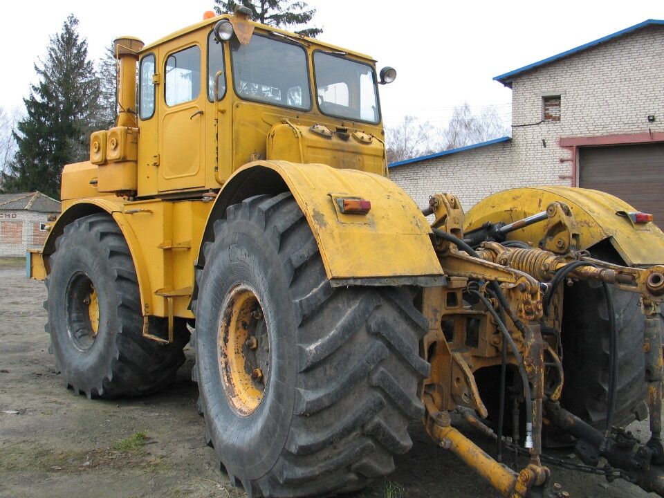 Трактор колісний К-701, заводський № 03-006494, 1991 року