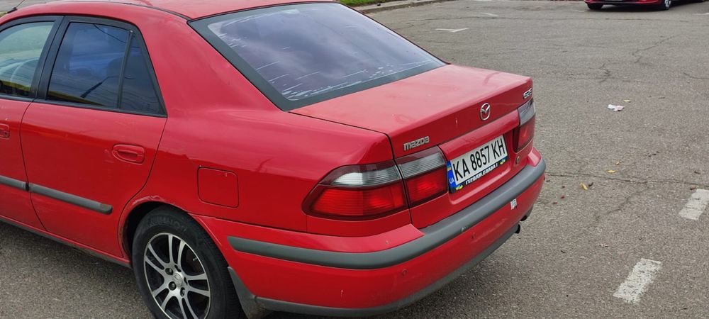 Автомобіль MAZDA 626