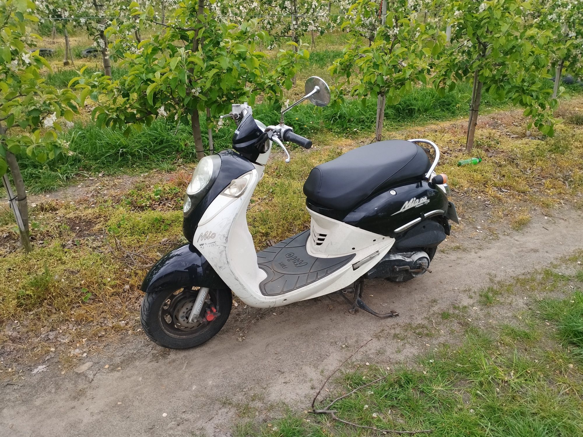 Sym mio 100 Vespa retro