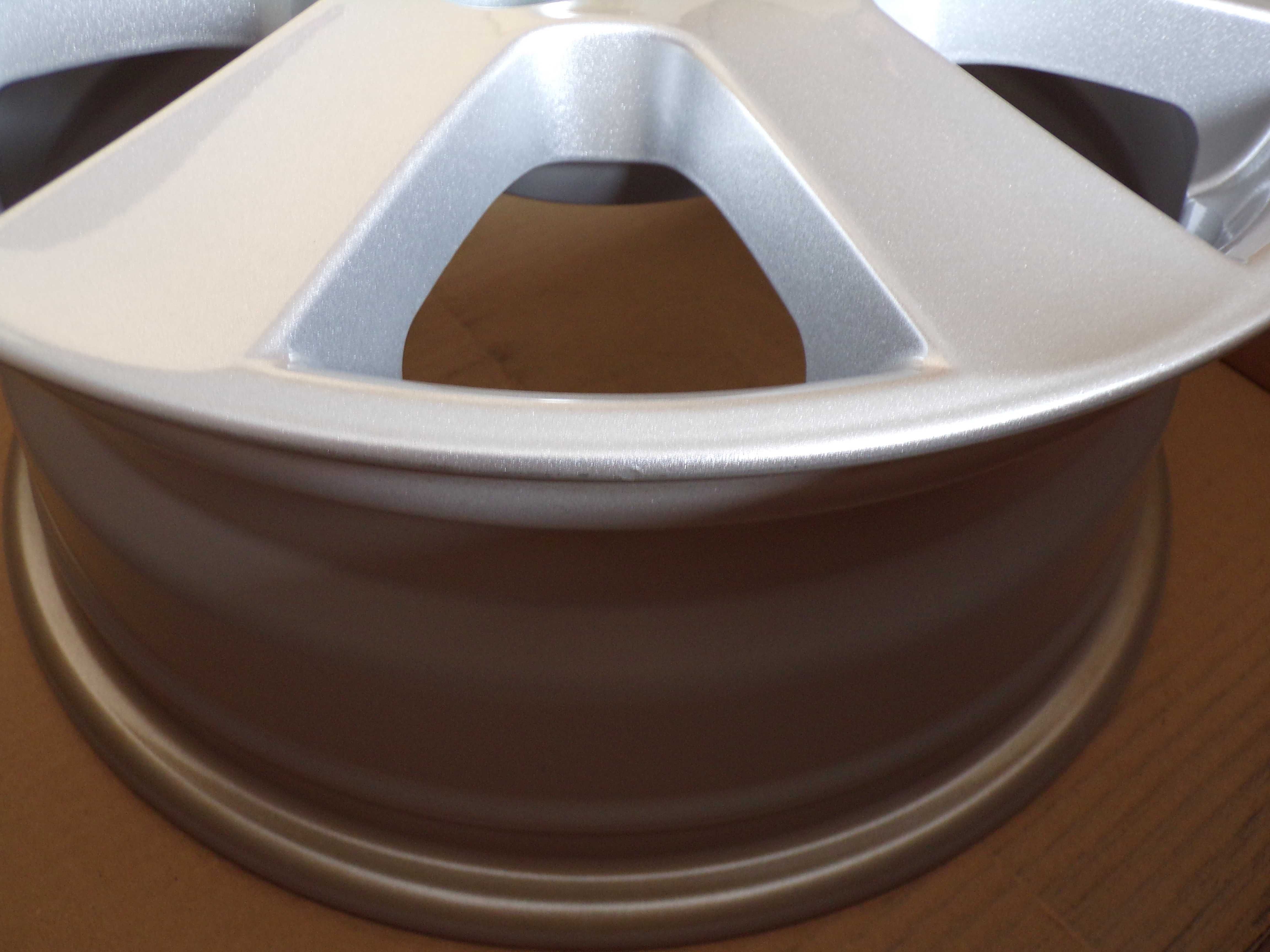 Felgi aluminiowe Borbet 15 5x114,3  Renault Kia Hyundai Toyota Mazda