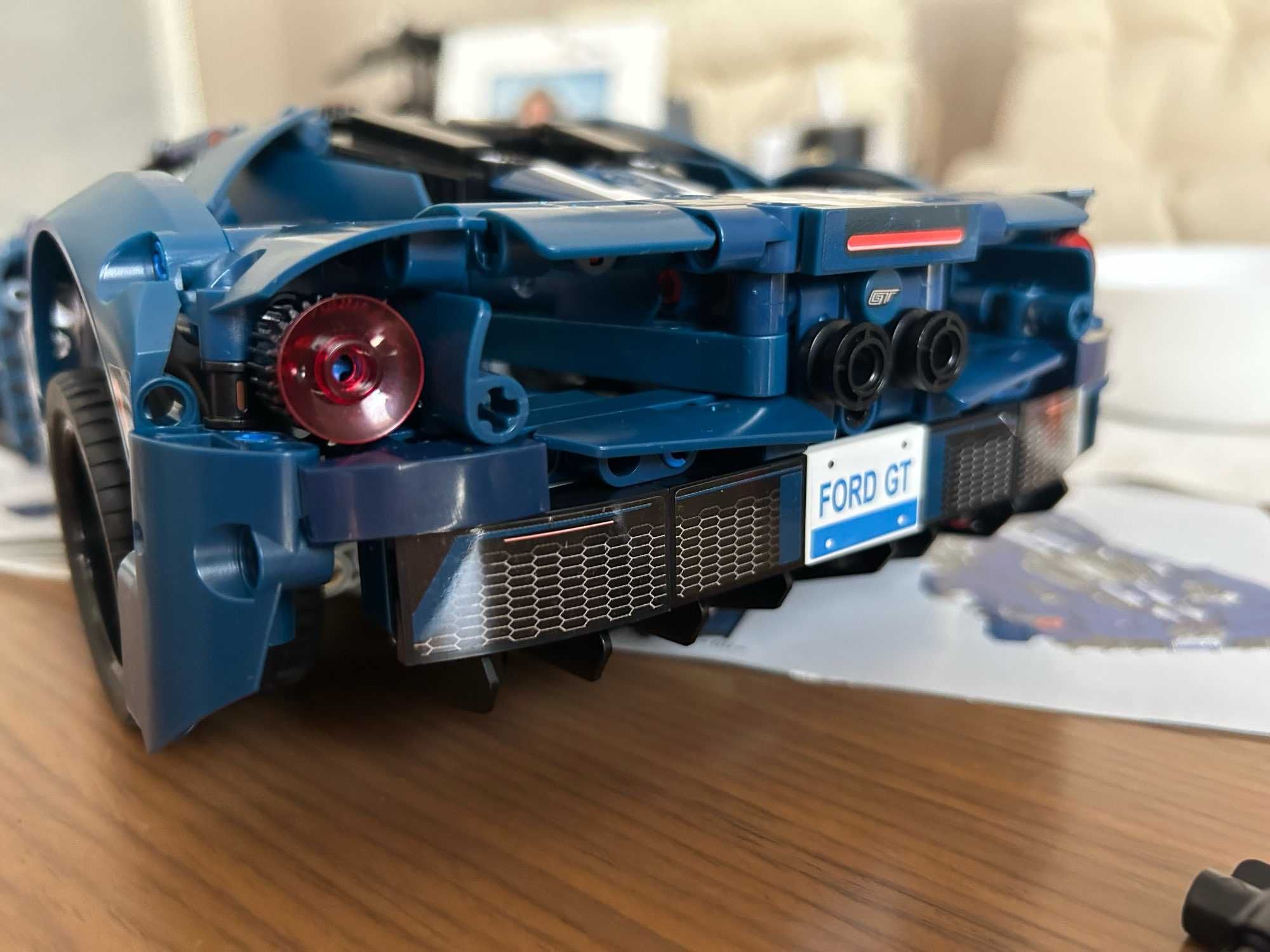 Ford GT, 42154 - Klocki Lepin Technic + GRATIS