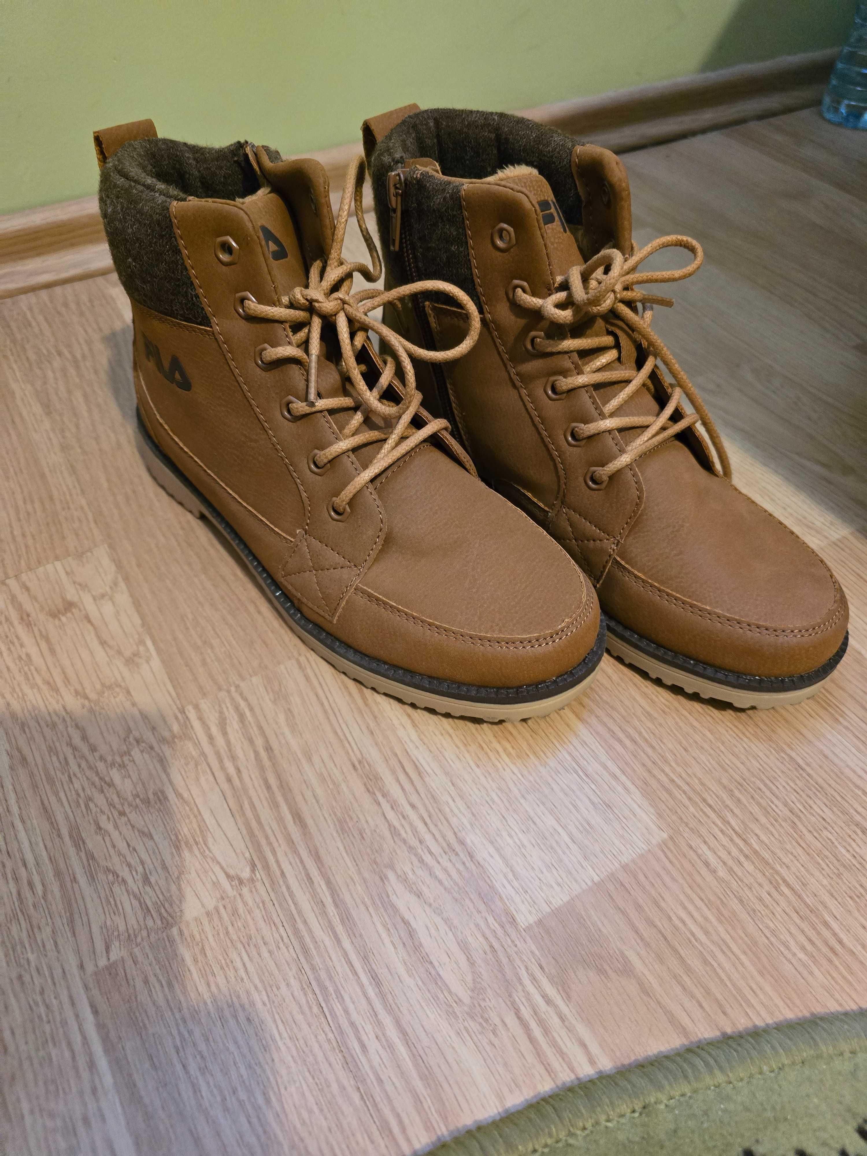 Buty junior chłopięce rozm 39 FILA