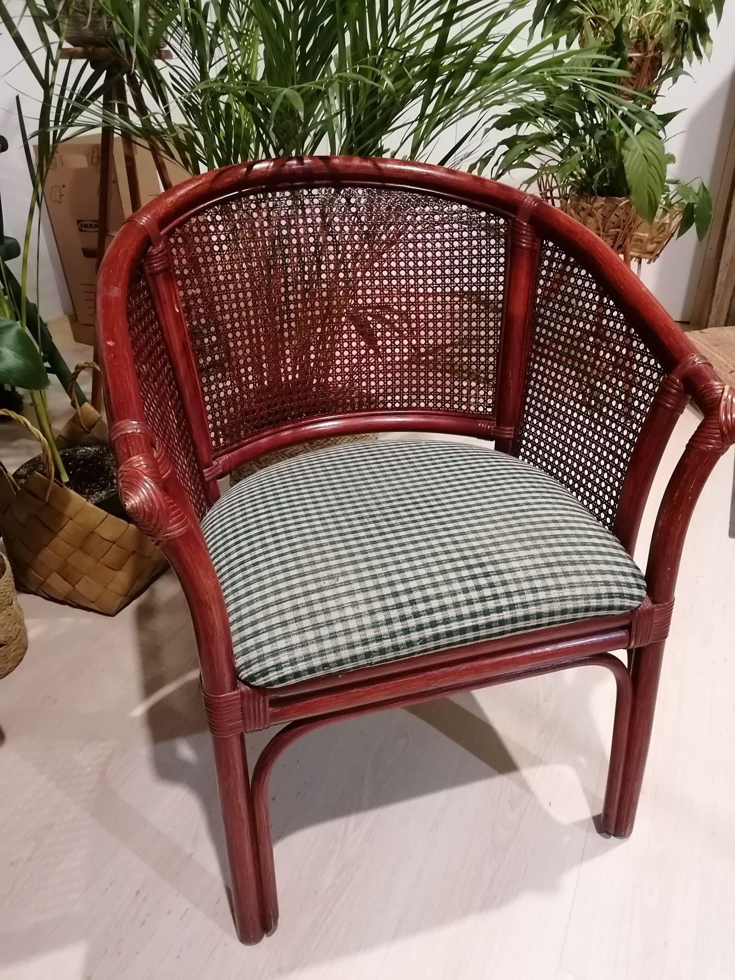 Krzesło fotel  rattanowy?