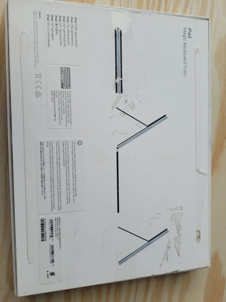 Magic Keyboard Folio для iPad 10