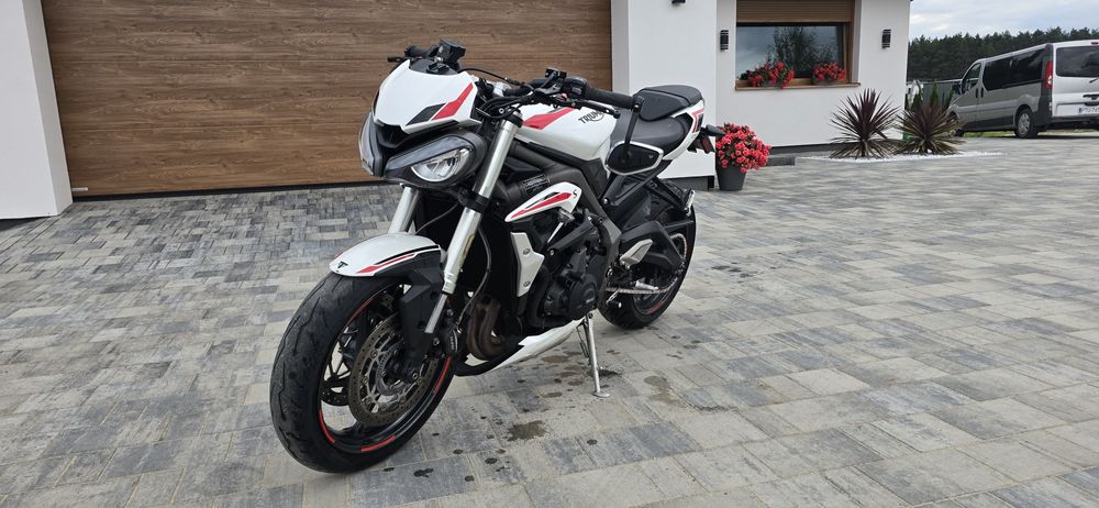 Triumph Street Triple 660 S A2 2022r ABS, TC, QS