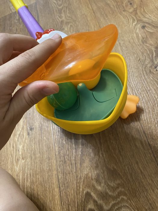 Іграшка-каталка пелікан-витівник Kiddieland