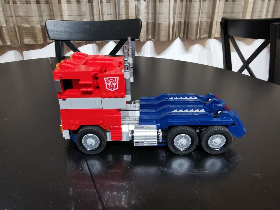Lego 10302 Optimus prime