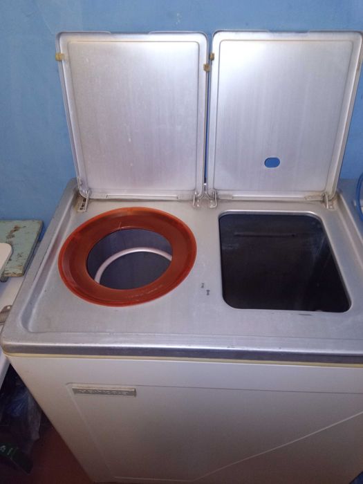 Стиральная машина  полуавтомат "Чайка-3"