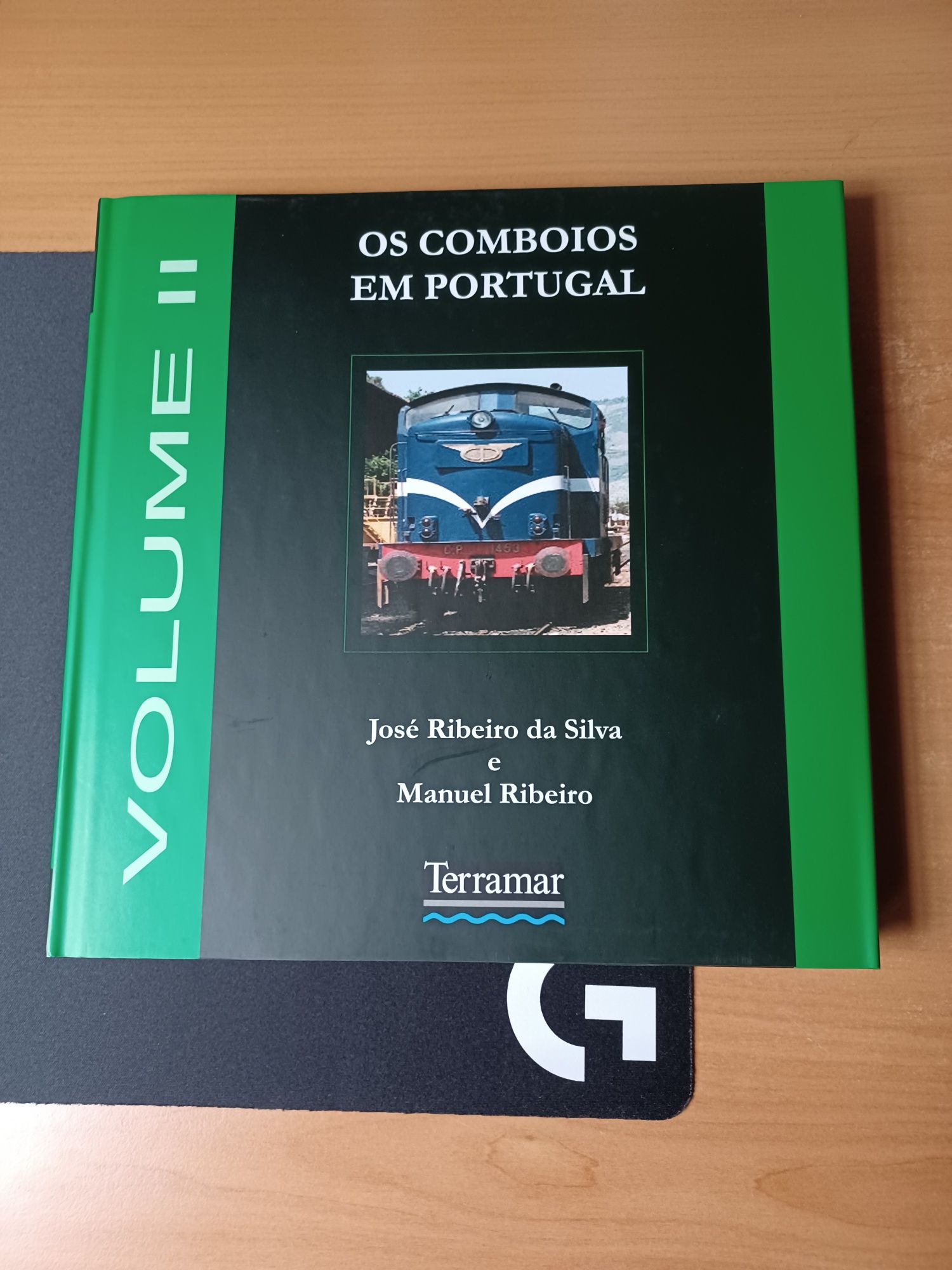 Livros "Os Comboios em Portugal"