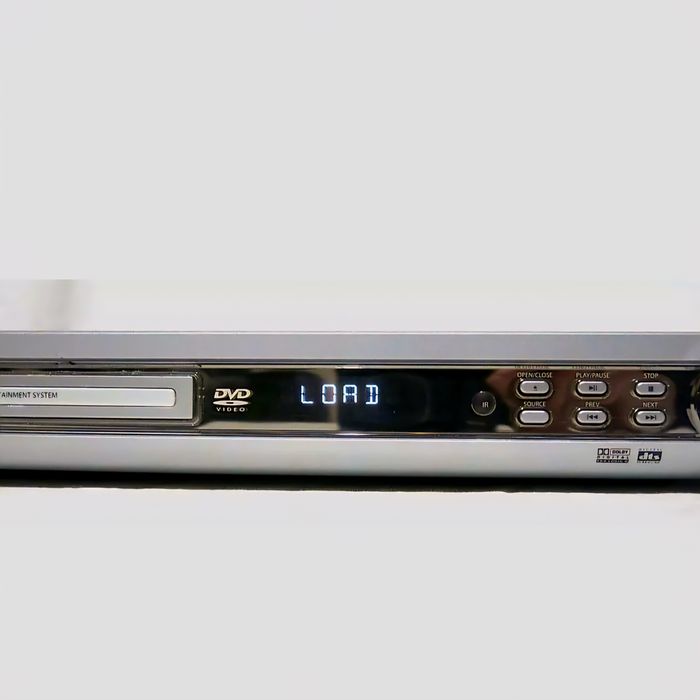 Домашний кинотеатр Philips LX3600D — отличное качество звука.