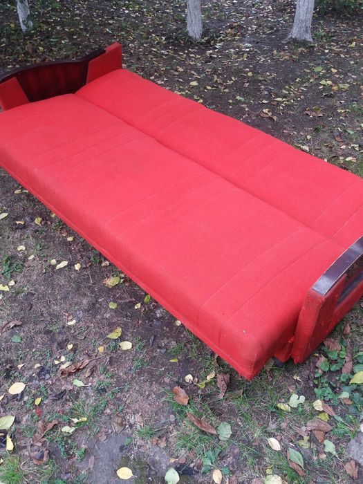 Диван б/у в гарному стані