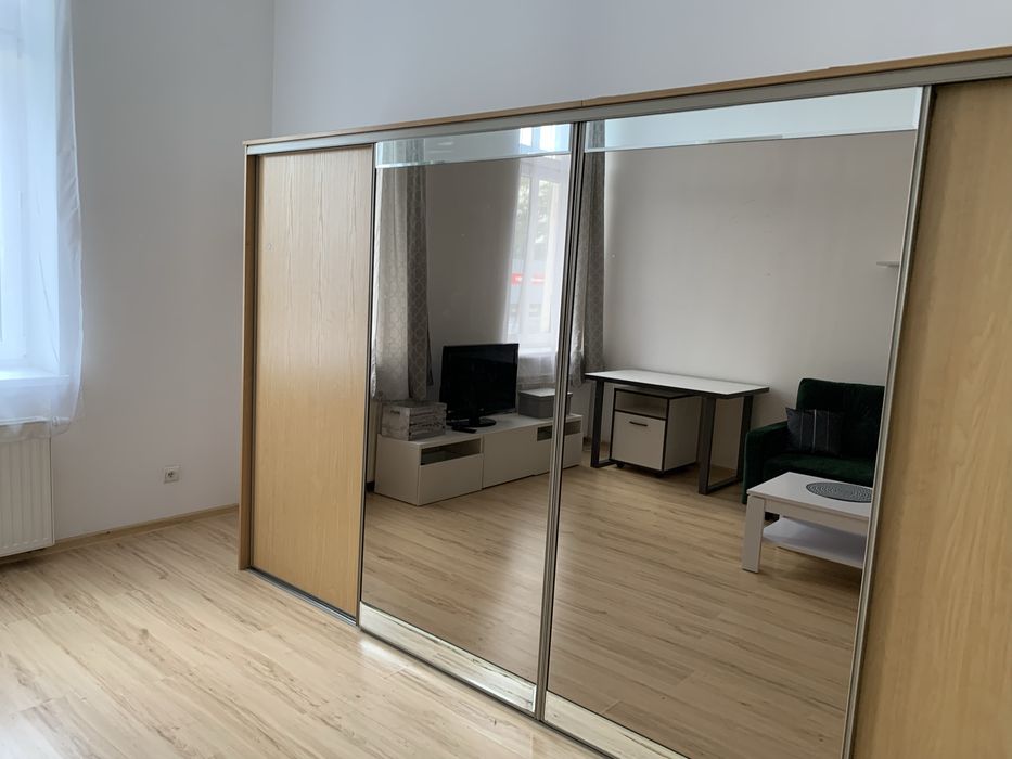 Kawalerka w CENTRUM !! 33 m2 NISKIE KOSZTY