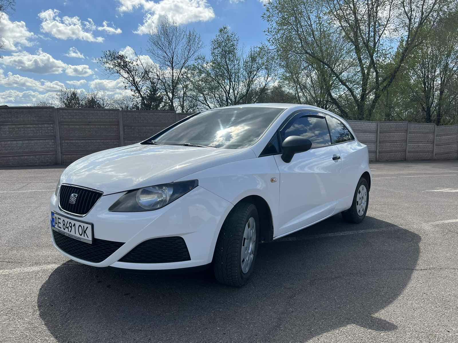 SEAT IBIZA хетчбек