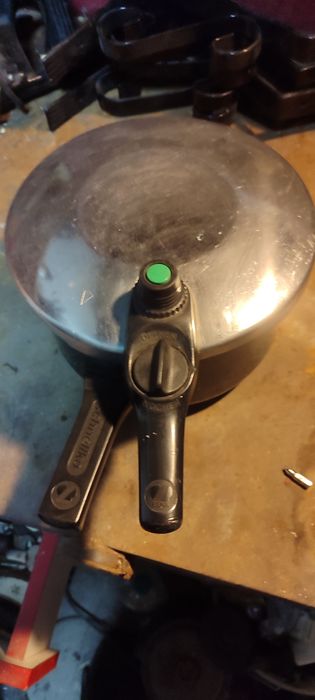 Szybkowar ciśnieniowy