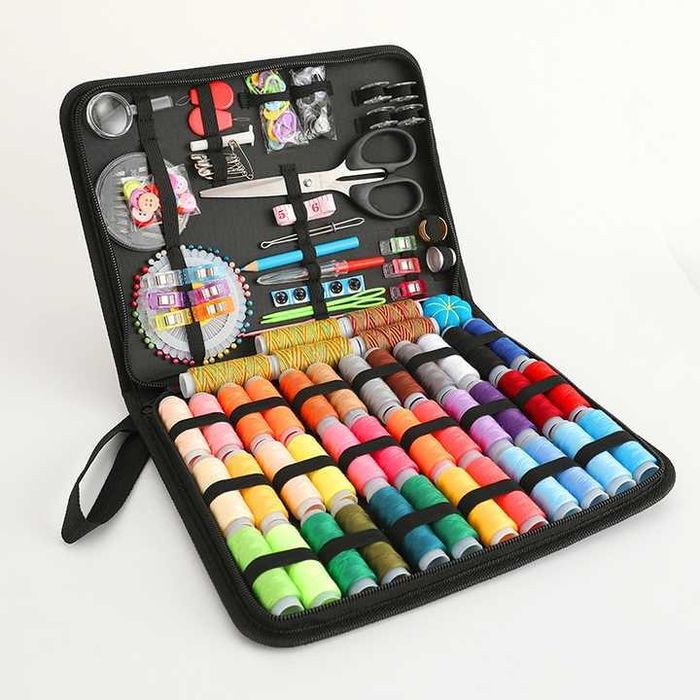 Zestaw Nici Igłowe Przyborów Krawieckich Akcesoria Krawieckie 226 Szt