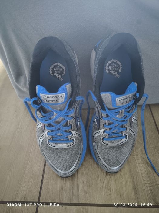 Buty do biegania Brooks GTS-16 Edition r.45