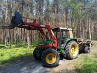 Ciągnik John Deere 4x4 z turem