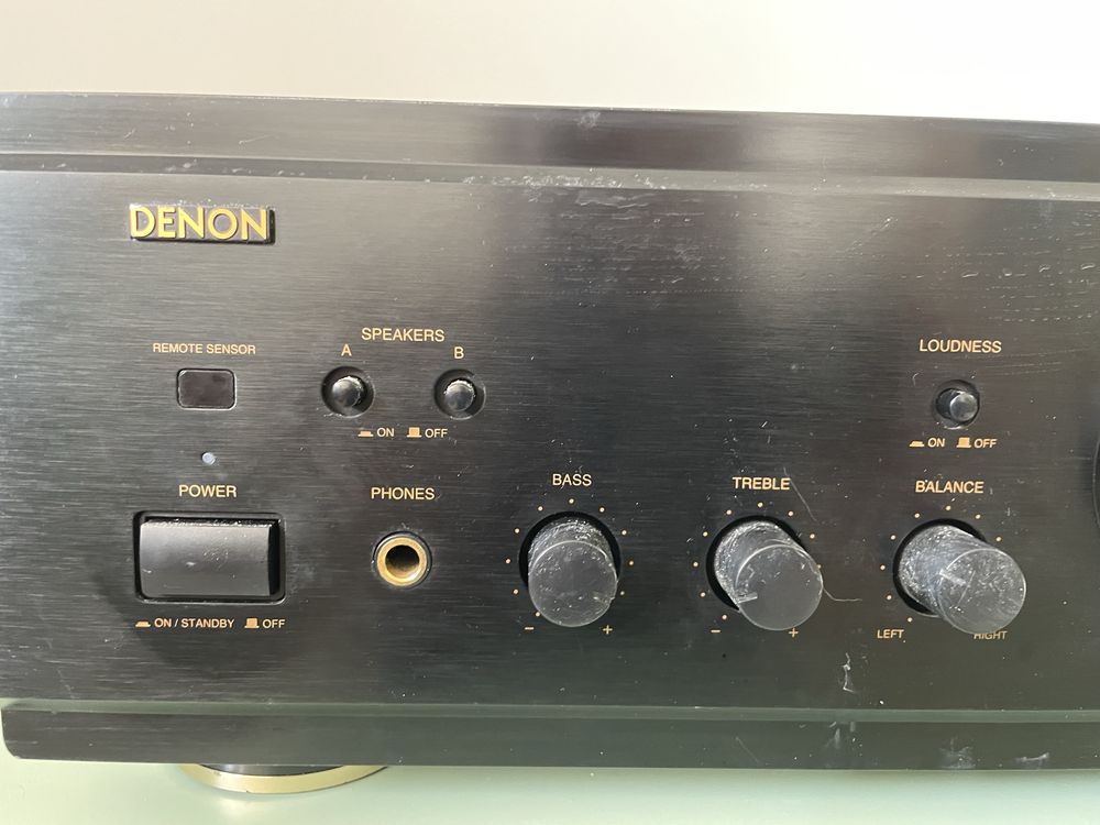 Amplificador denon PMA 1055R