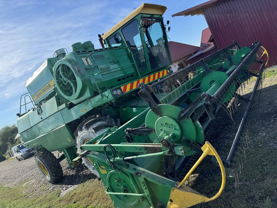 Комбайн Дон 1500б