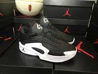 Баскетбол Jordan Luka 3 black/white custom