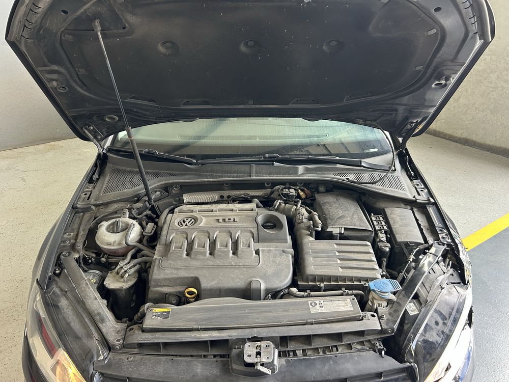 VW Golf VII Variant 1.6Tdi Confortline de 2013