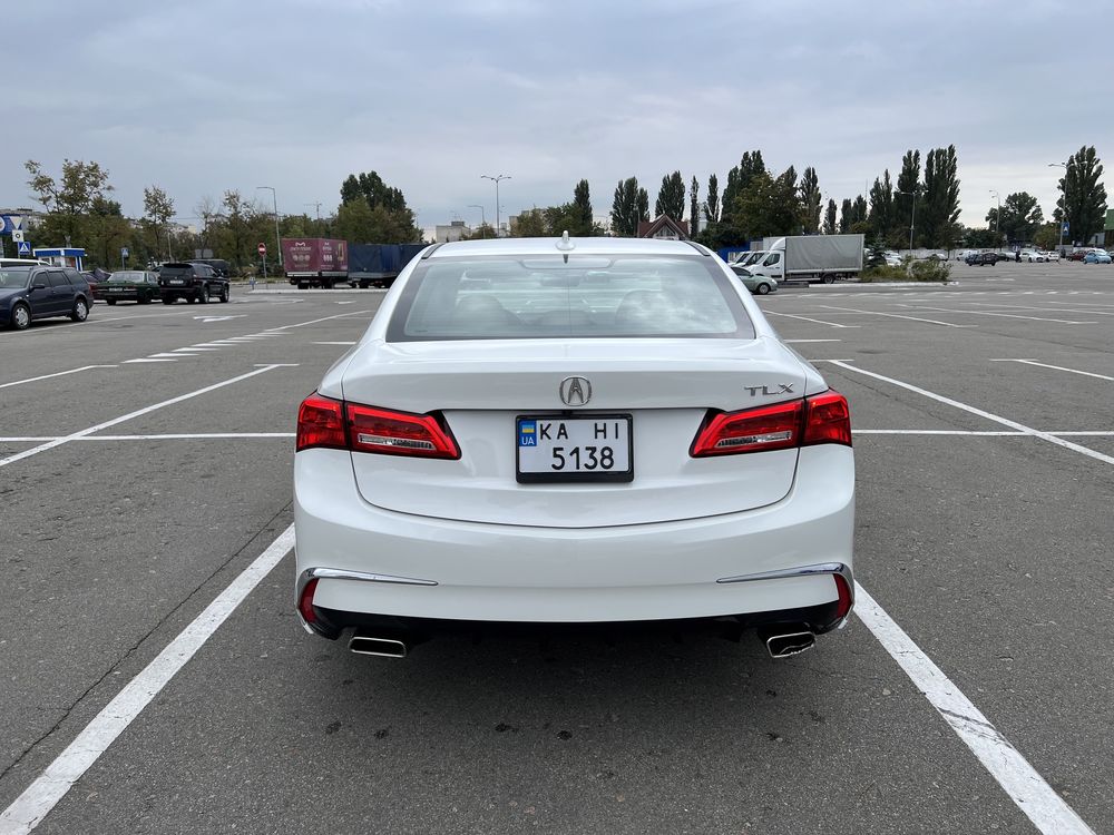 Acura tlx 3.5 v6