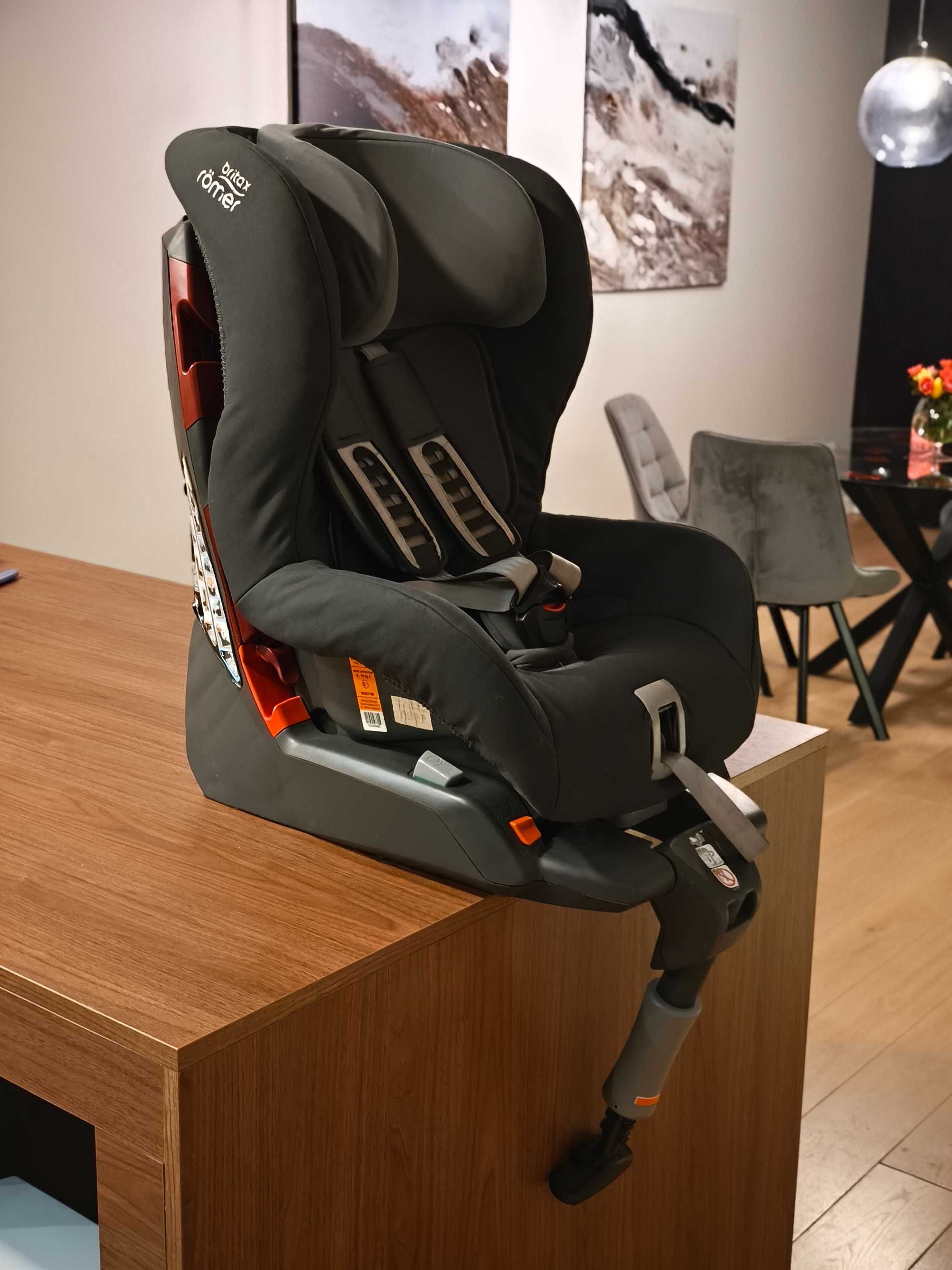 Fotelik Britax Romer SafeFix Plus 9-18 kg Super stan!