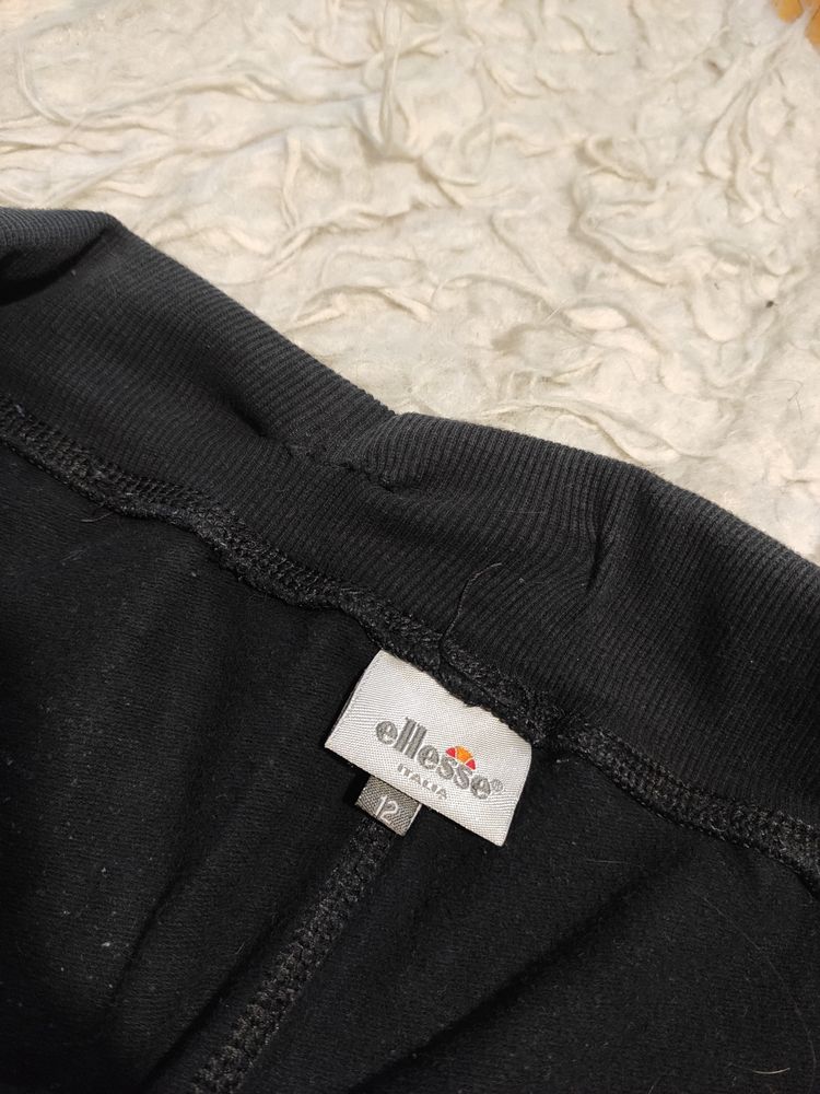 Spodnie dresy Ellesse rozmiar L czarne