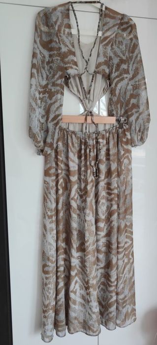 Zwiewna długa Sukienka z wycięciami i ozdobnymi plecami Zara xS