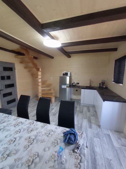 Котедж у ворохті