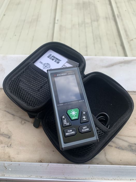 Esquadro laser, para nivelar e medir paredes