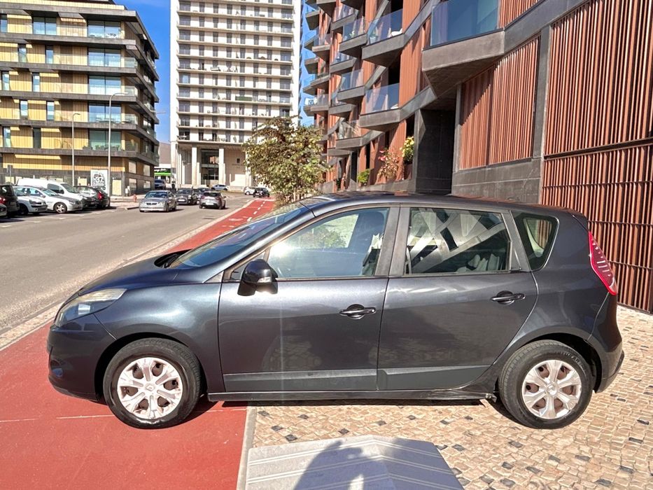 Renault Scenic 1.5 DCI 2011