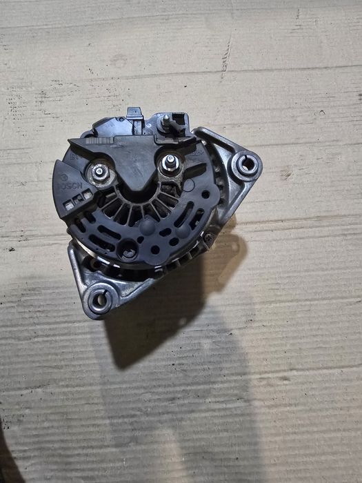 Генератор OPEL Vectra Zafira Signum 2.0 DTI 2.2 DTR BOSCH 0124525030