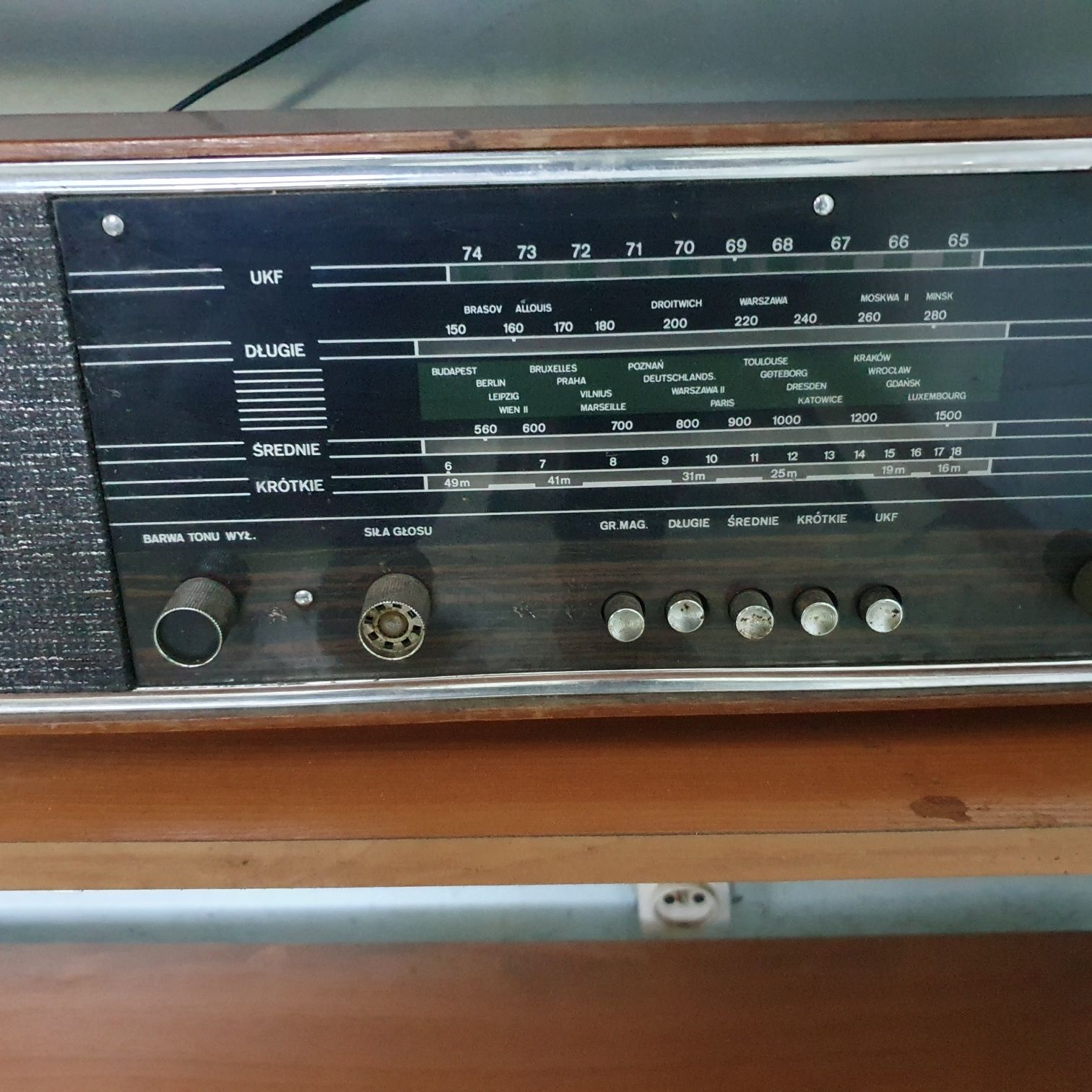 Sprzedam radio Klawesyn!