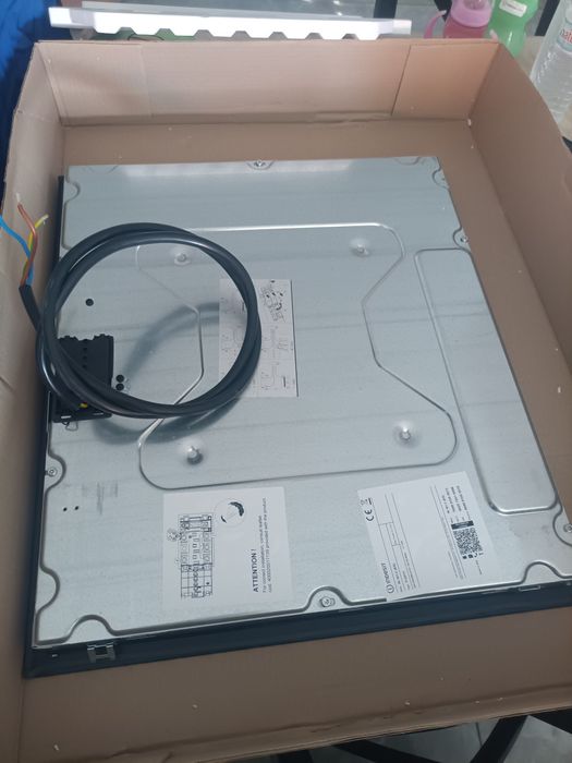 Placa de Vitrocerâmica INDESIT RI 161 C