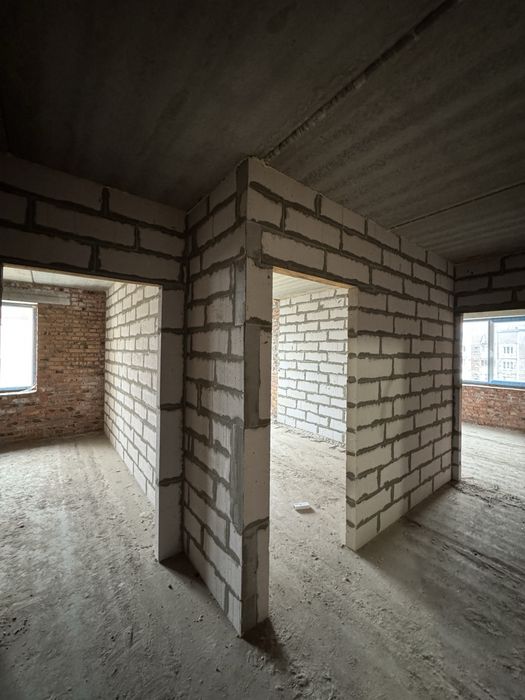 Продаж 2 кімнатної квартири в ЖК Срібні озера