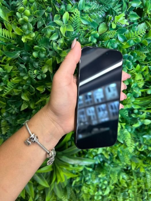 iPhone 16 Pro 256gb Preto