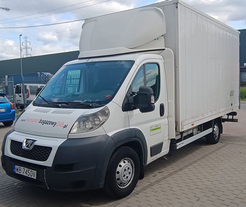 Peugeot Boxer kontener z windą' 2014  przebieg 320tys