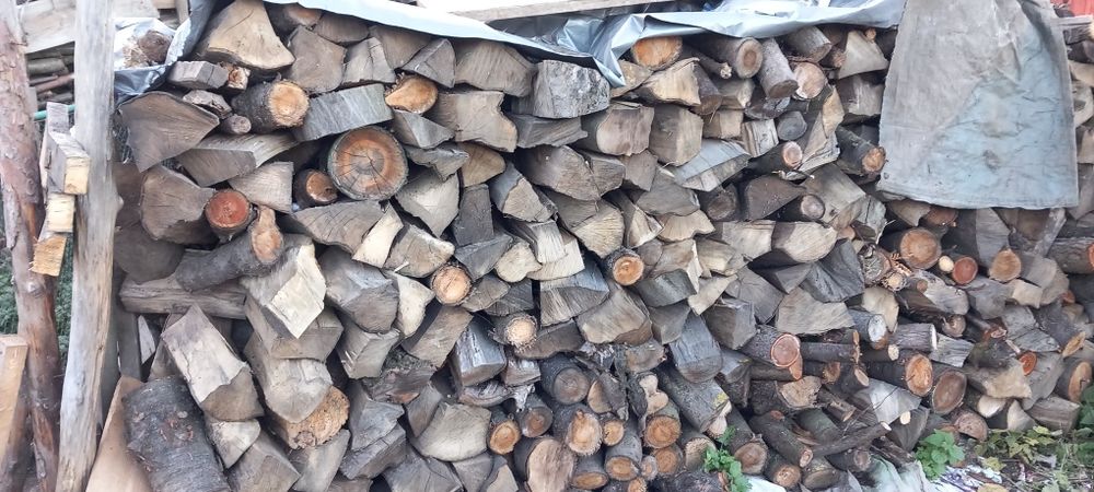 Drewno opałowe suche