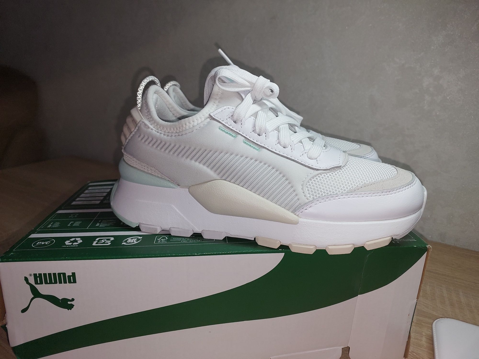 Кросівки Puma35.5, 22см