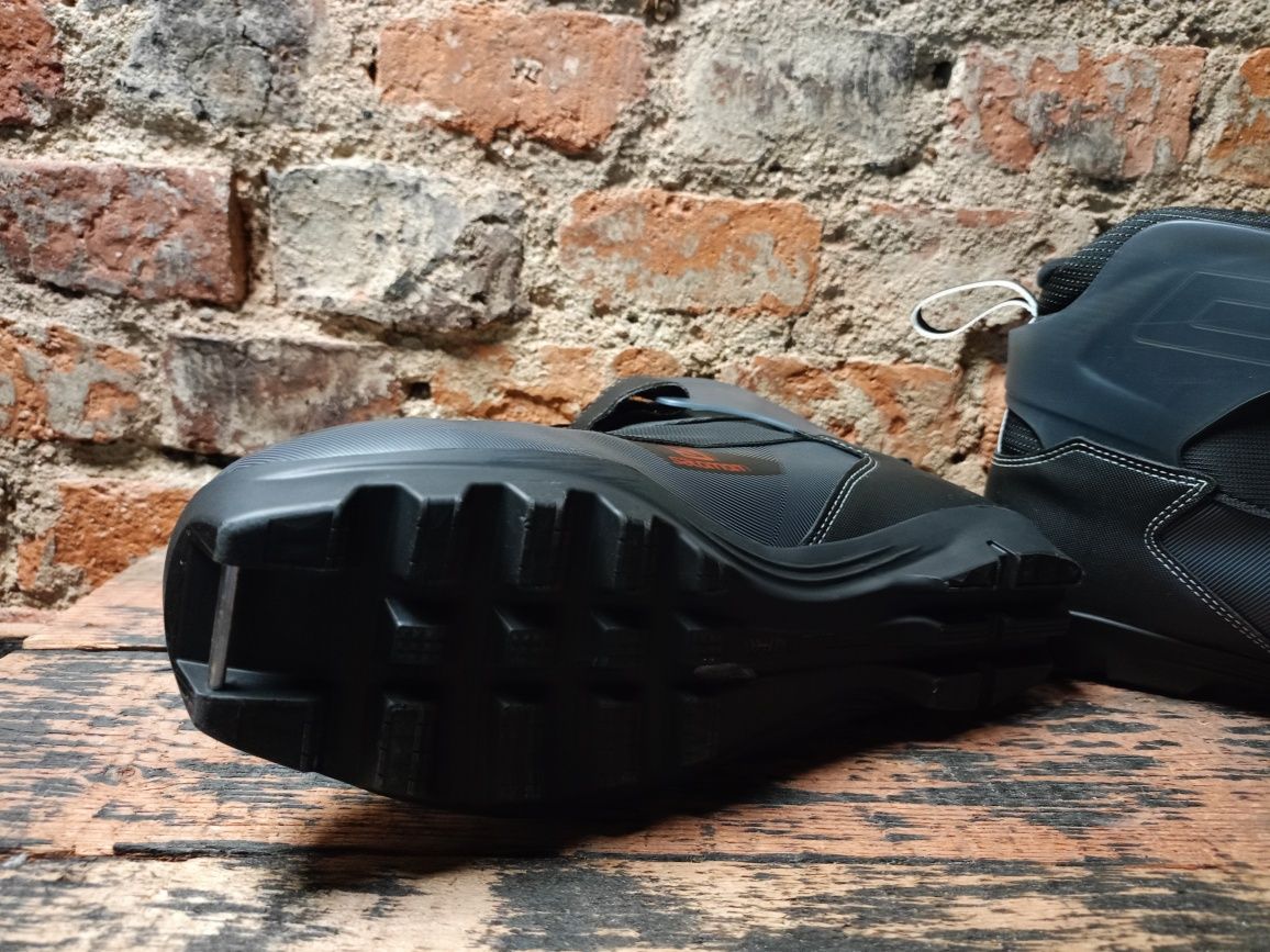 Buty do nart biegowych Salomon Escape 7  NNN 45,5 nowe każdy rozmiar