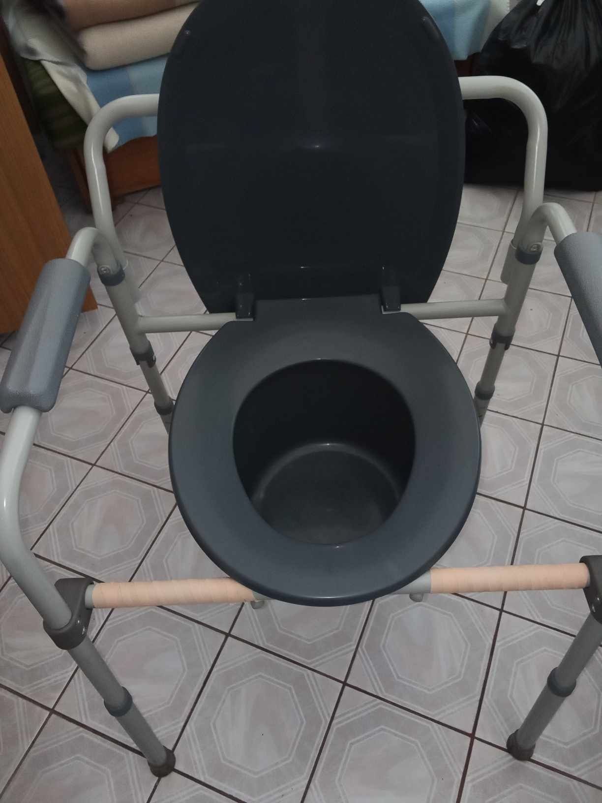 Toaleta dla osoby niepełnosprawnej