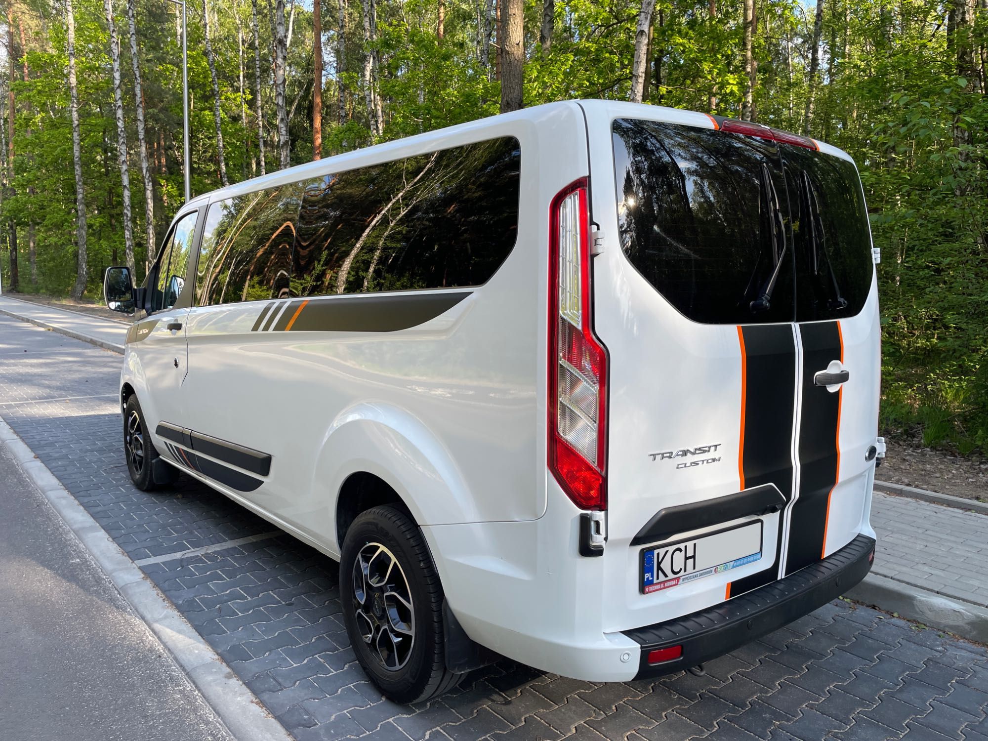 Wynajem BUSA 9 osobowego Talento Trafic Vivaro wolne terminy od zaraz